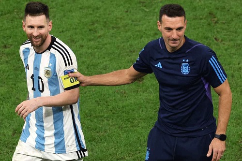 মেসির সিদ্ধান্তেই দৃষ্টি স্কালোনির মেসির সিদ্ধান্তেই দৃষ্টি স্কালোনির