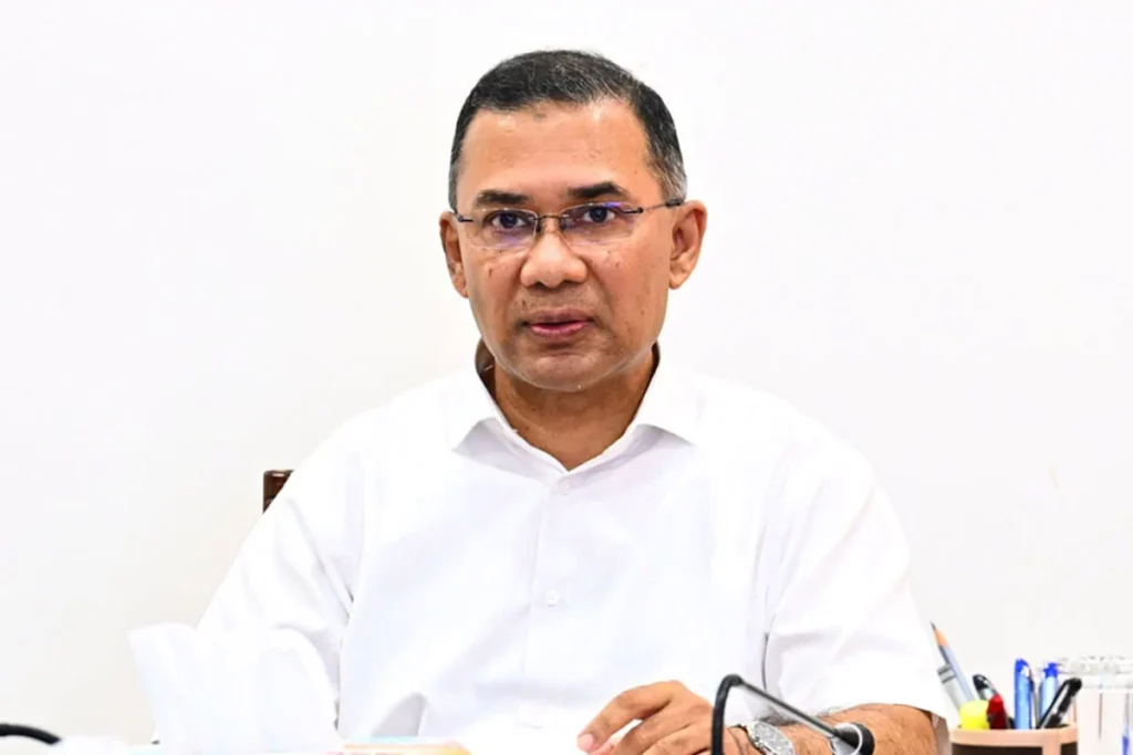 জলবায়ু অর্থায়ন জাতীয় কমিটির সভাপতি প্রধানমন্ত্রী তারেক রহমান সহসভাপতি পরিবেশমন্ত্রী আবদুল আউয়াল মিন্টু, সমন্বয়ক ড. সাইমুম পারভেজ
